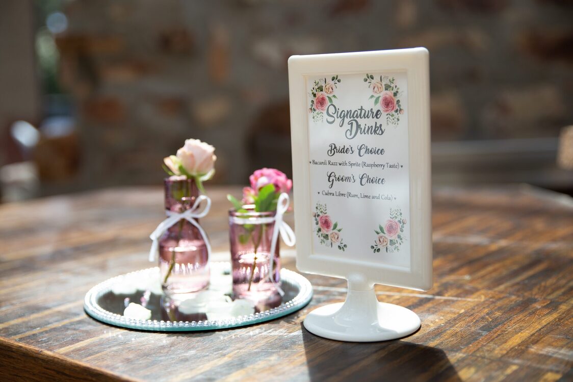 Drinks und Dekoration Hochzeit auf Jagdschloss Platte