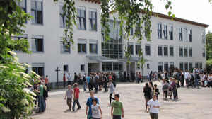 Schulfoto: Gymnasium am Mosbacher Berg